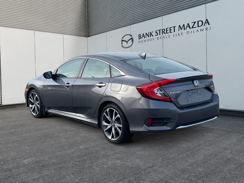 2019 Honda Civic Touring CVT