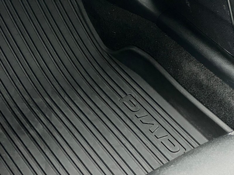 2017 Honda Civic 4dr CVT LX