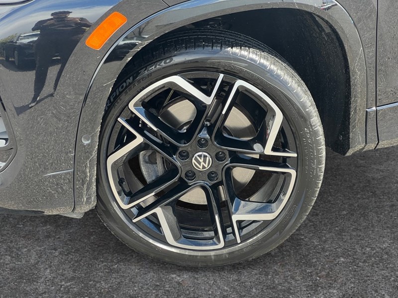 2025 Volkswagen Tiguan Highline R-Line 4MOTION