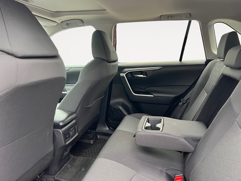 2024 Toyota RAV4 Hybrid Hybrid XLE AWD