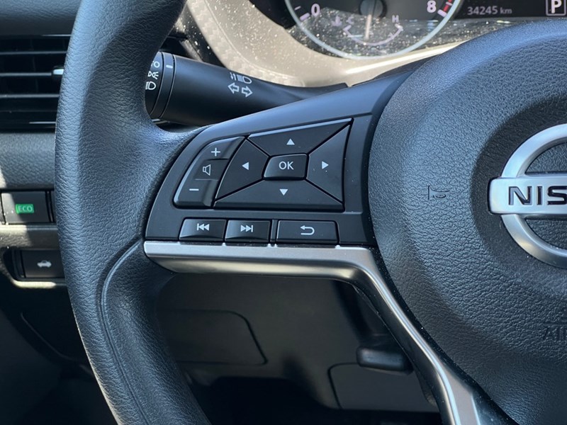 2023 Nissan Sentra SV CVT