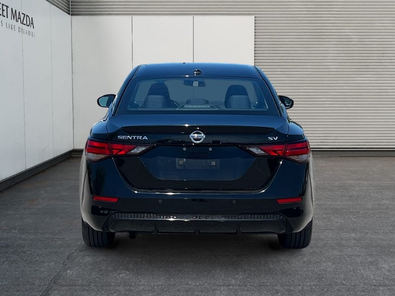 2023 Nissan Sentra SV CVT