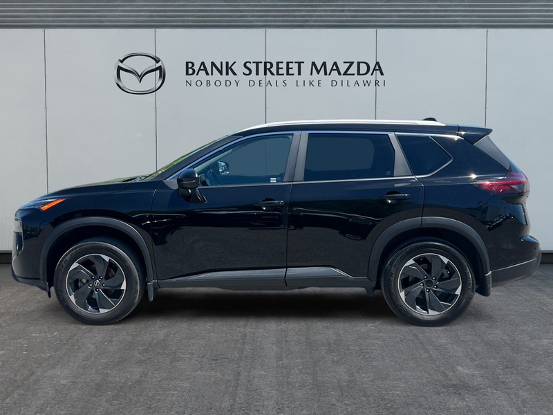 2024 Nissan Rogue AWD SV Moonroof