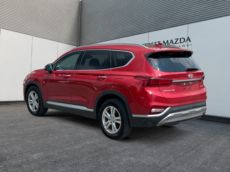 2019 Hyundai Santa Fe 2.0T Luxury AWD - One Owner - Dealer Serviced - Clean  CarFax