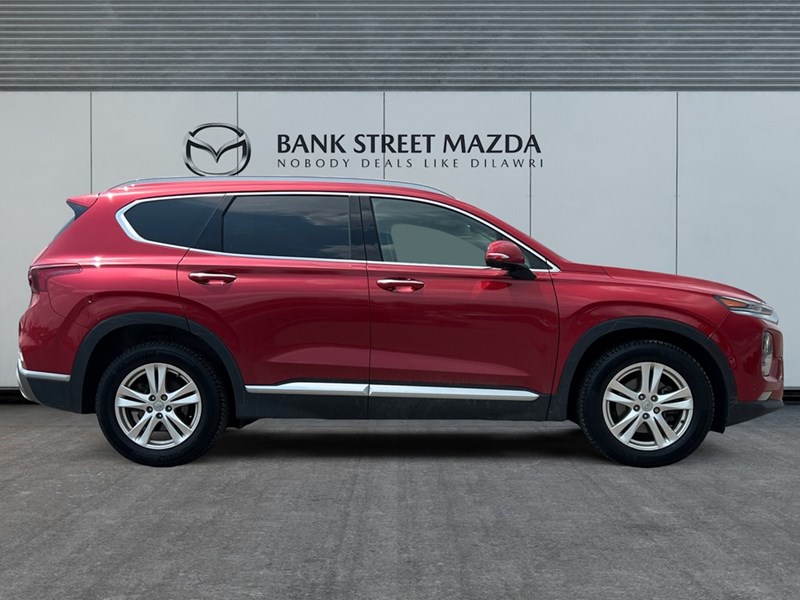 2019 Hyundai Santa Fe 2.0T Luxury AWD - One Owner - Dealer Serviced - Clean  CarFax