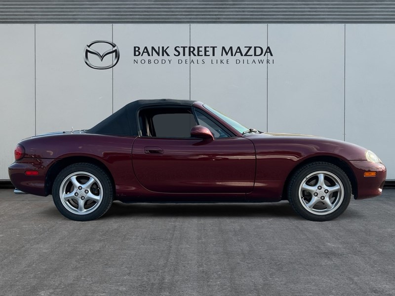 2003 Mazda MX-5 Miata Includes 3 Year Warranty