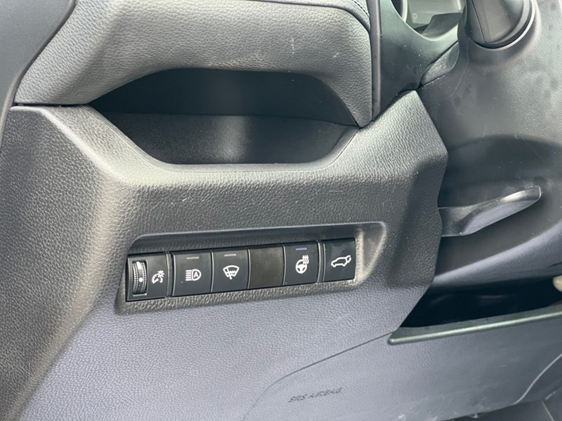 2021 Toyota RAV4 XLE HYBRID AWD