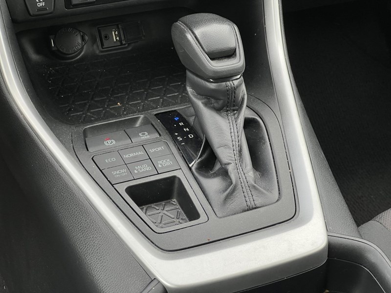 2019 Toyota RAV4 AWD LE