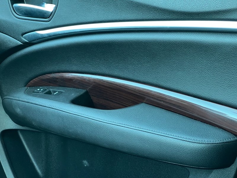 2016 Acura MDX SH-AWD 4dr Nav Pkg