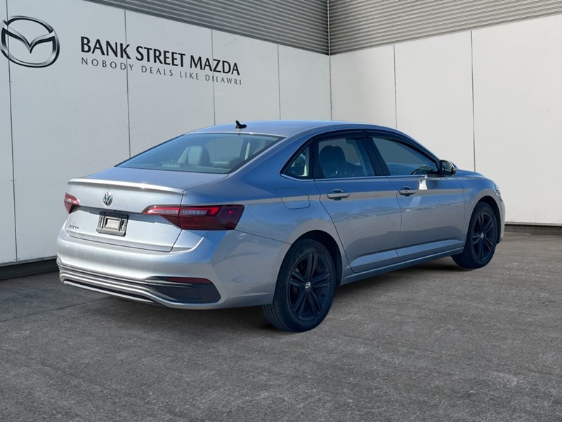 2024 Volkswagen Jetta Comfortline Manual