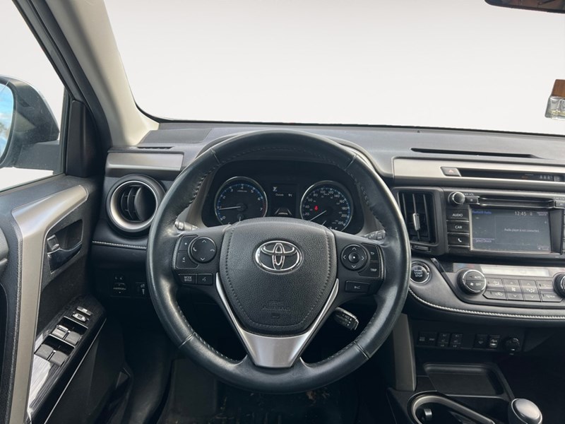 2018 Toyota RAV4 AWD XLE