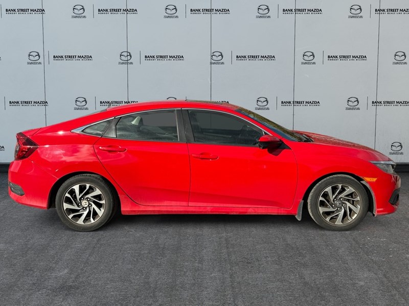 2017 Honda Civic 4dr CVT EX