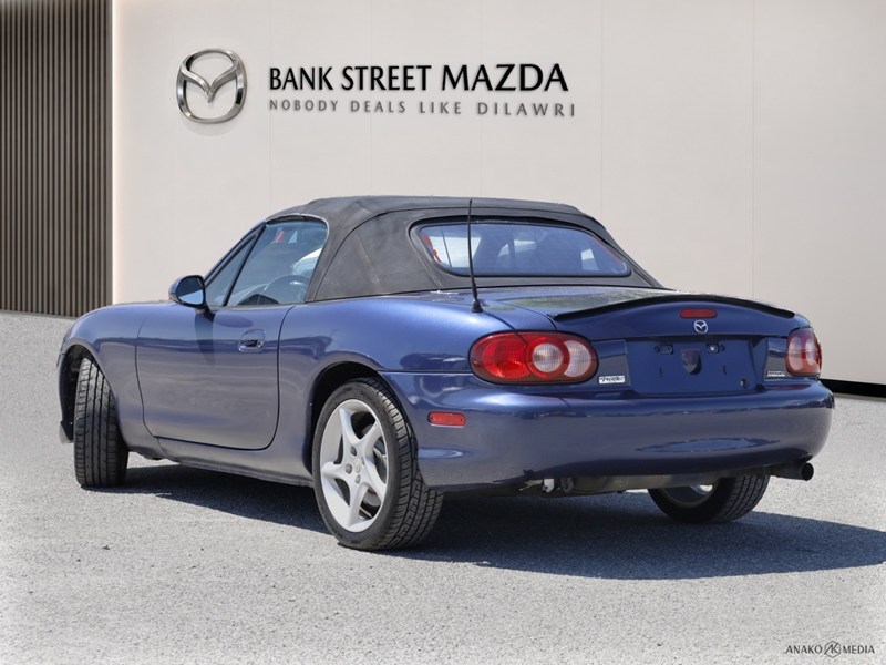 2003 Mazda MX-5 Miata GT - Inc. 2 Year / 40,000 KM Powertrain Warranty