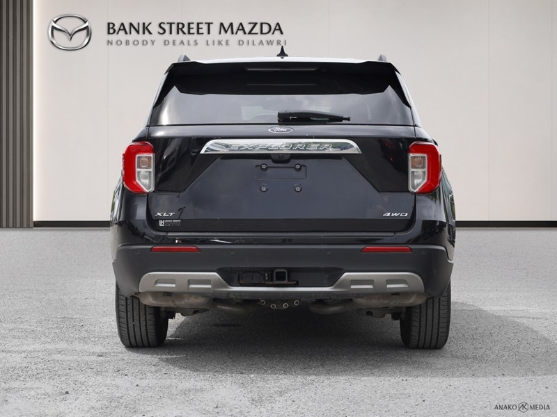 2023 Ford Explorer XLT 4WD