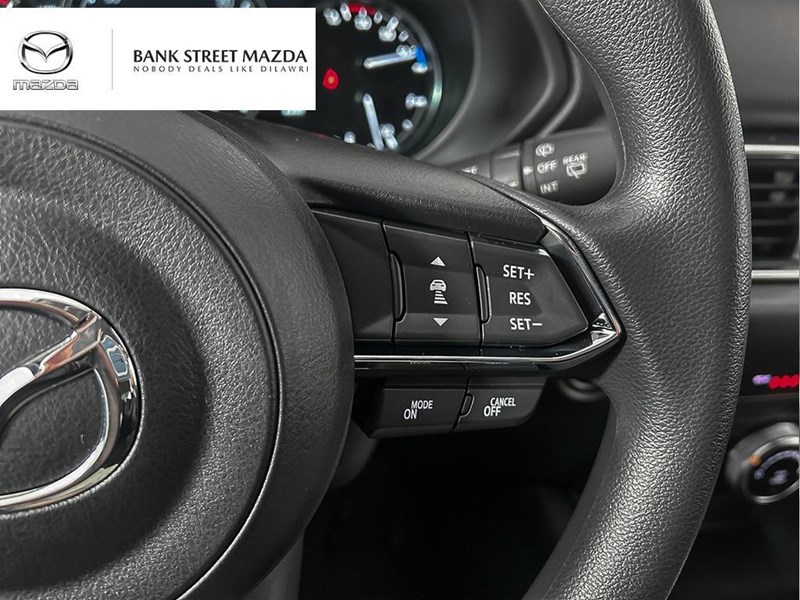 2025 Mazda PRO-XROSS GX AWD