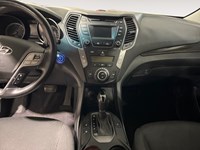2016 Hyundai Santa Fe XL AWD 4dr 3.3L Auto Premium