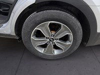 2016 Hyundai Santa Fe XL AWD 4dr 3.3L Auto Premium
