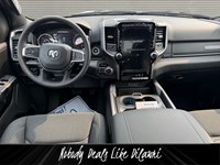 2025 RAM 1500 Big Horn Night Pkg 4x4 Crew Cab 5'7" Box
