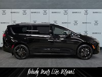 2027 Chrysler Pacifica Limited AWD