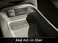 2027 Chrysler Grand Caravan SXT 2WD