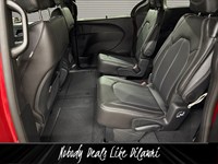 2027 Chrysler Grand Caravan SXT 2WD