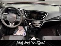 2027 Chrysler Grand Caravan SXT 2WD