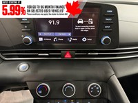 2024 Hyundai Elantra Preferred IVT
