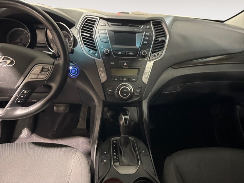 2016 Hyundai Santa Fe XL AWD 4dr 3.3L Auto Premium