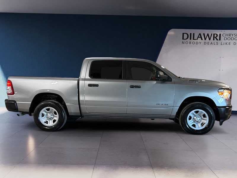 2022 RAM 1500 Tradesman 4x4 Crew Cab 5'7" Box