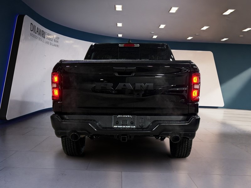 2025 RAM 1500 Tradesman 4x4 Crew Cab 5'7" Box