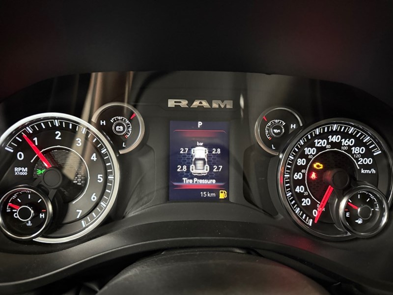 2025 RAM 1500 Tradesman 4x4 Crew Cab 5'7" Box