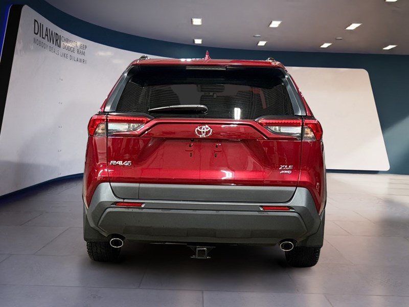 2020 Toyota RAV4 XLE AWD