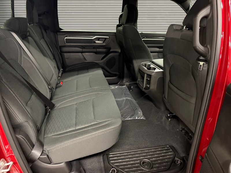 2027 RAM 1500 Big Horn 4x4 Crew Cab 5'7" Box