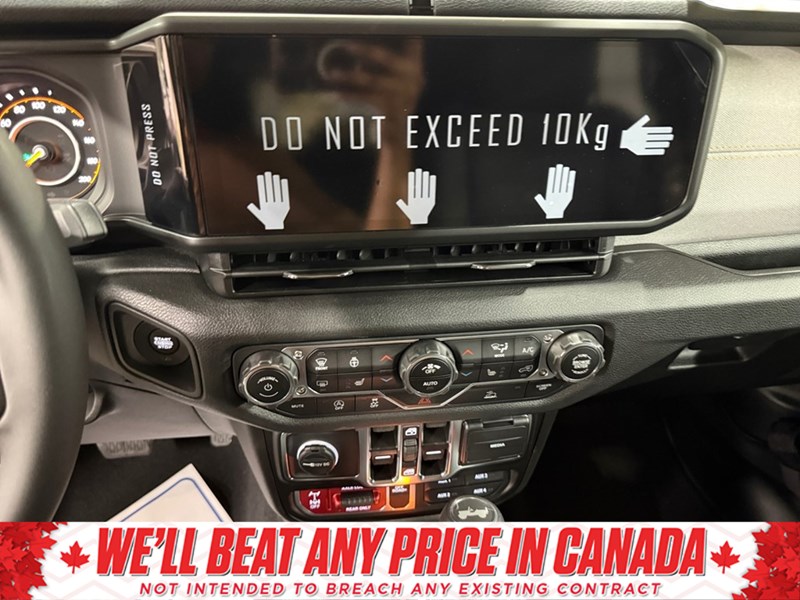 2025 Jeep Wrangler Willys 4 Door 4x4