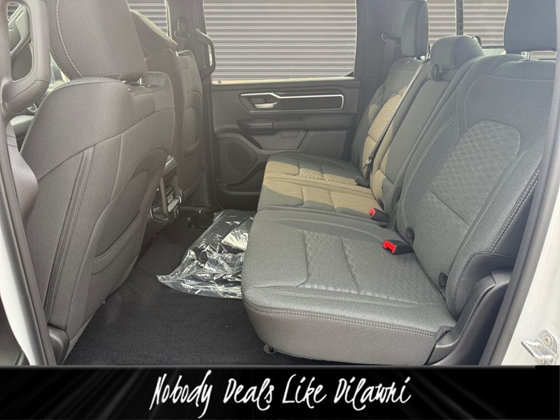 2025 RAM 1500 Big Horn Night Pkg 4x4 Crew Cab 5'7" Box