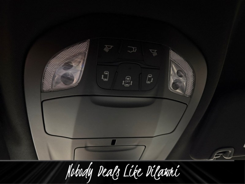 2027 Chrysler Grand Caravan SXT 2WD