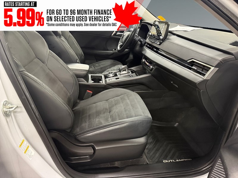 2023 Mitsubishi Outlander Plug-In Hybrid LE S-AWC