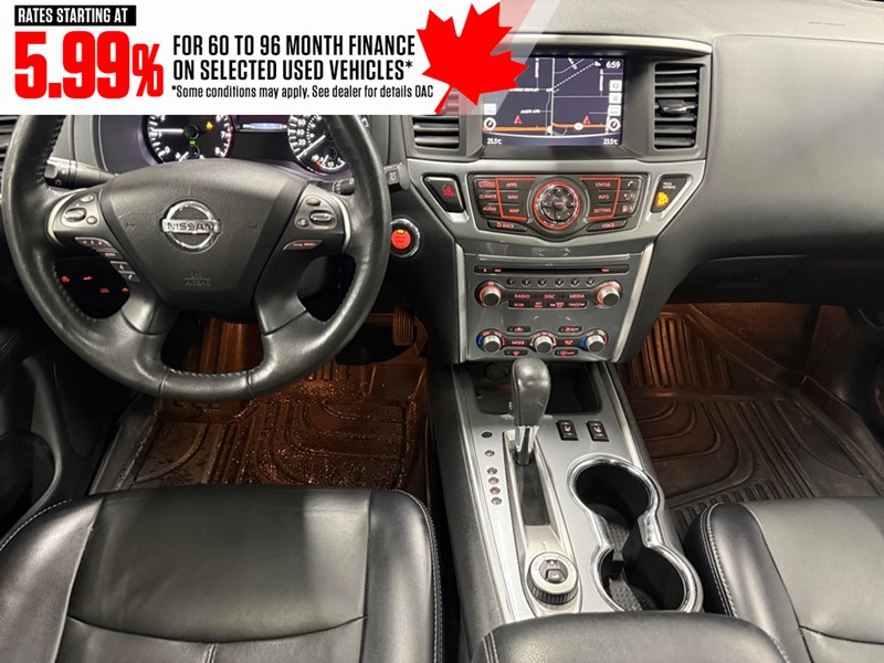 2020 Nissan Pathfinder 4x4 SL Premium