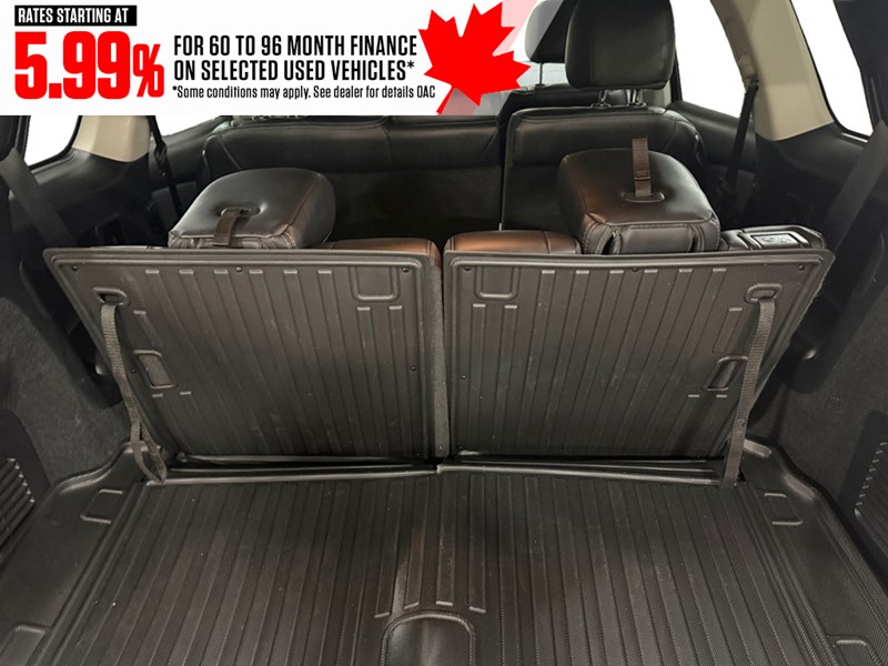 2020 Nissan Pathfinder 4x4 SL Premium