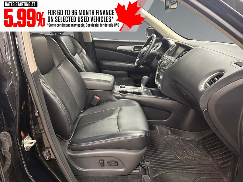 2020 Nissan Pathfinder 4x4 SL Premium