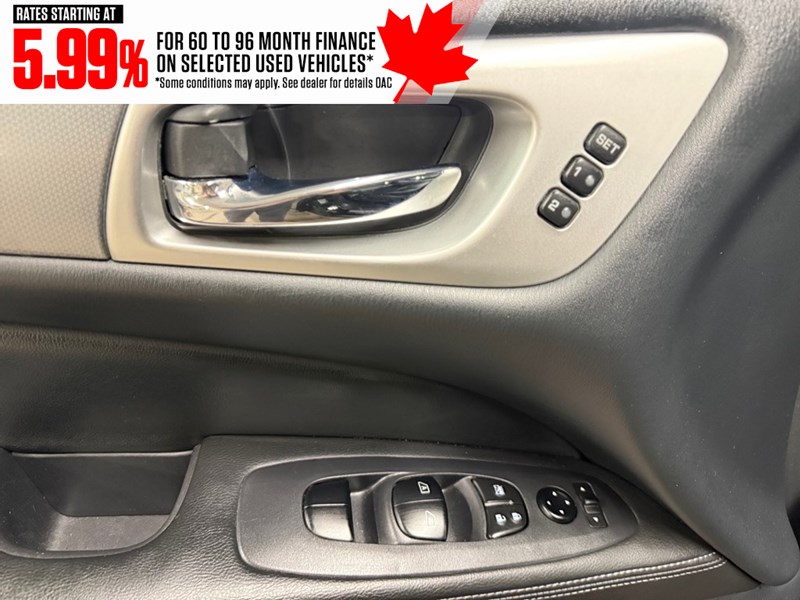 2020 Nissan Pathfinder 4x4 SL Premium