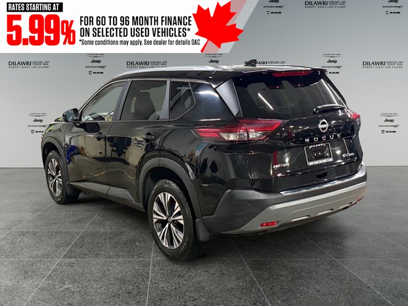 2023 Nissan Rogue AWD SV Midnight Edition