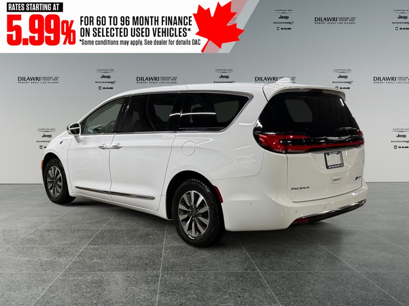 2022 Chrysler Pacifica Hybrid Limited 2WD