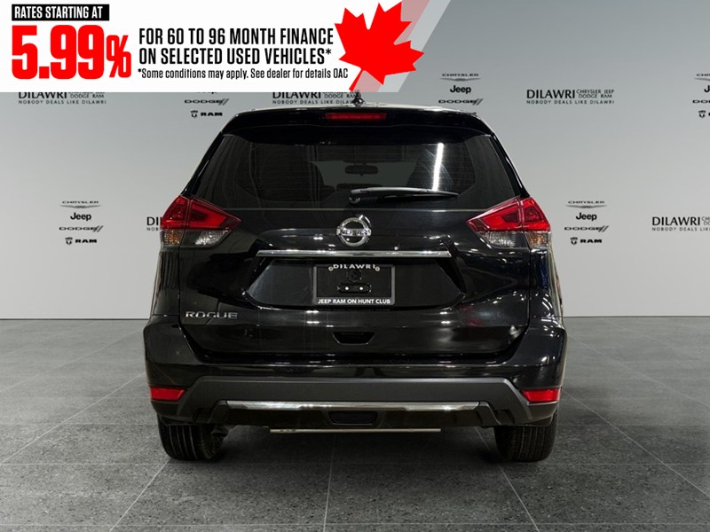 2018 Nissan Rogue FWD S