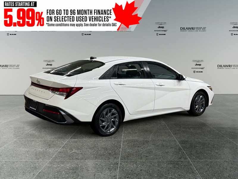 2024 Hyundai Elantra Preferred IVT