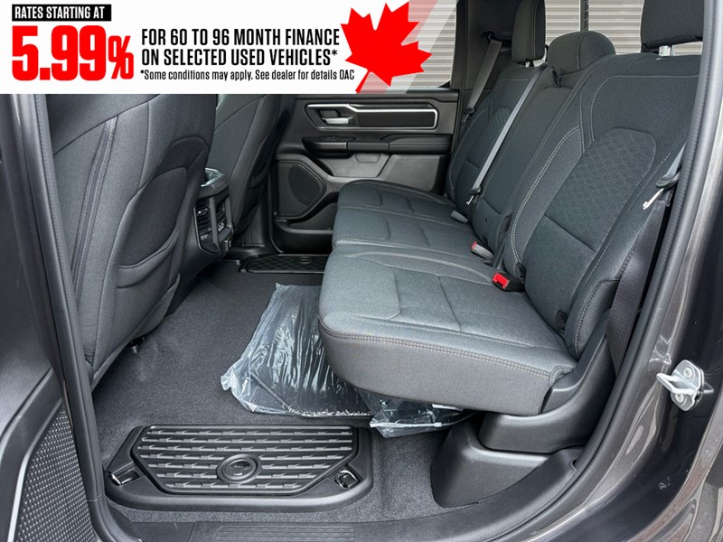 2025 RAM 1500 Big Horn Night Edition 4x4 Crew Cab 5'7" Box