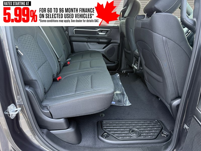 2025 RAM 1500 Big Horn Night Edition 4x4 Crew Cab 5'7" Box
