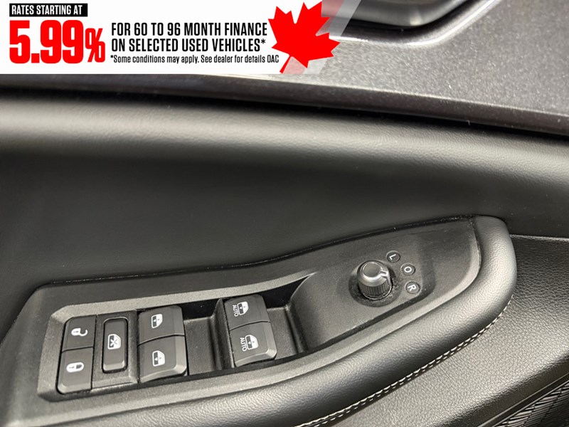 2023 Jeep Grand Cherokee Laredo 4x4