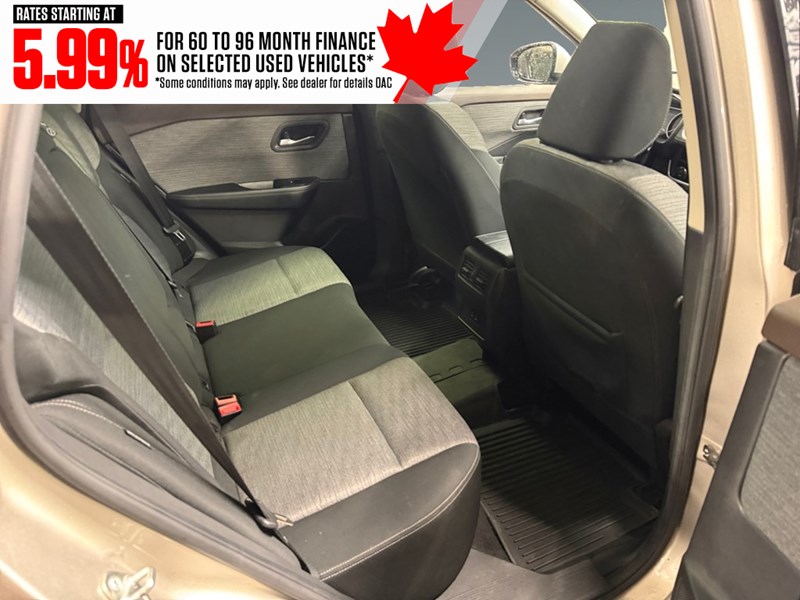 2023 Nissan Rogue AWD SV Moonroof