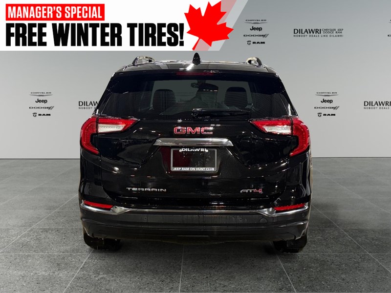 2022 GMC Terrain AWD 4dr AT4